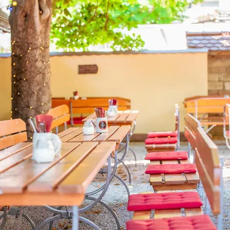 Inn Engel & Kreuz 3*